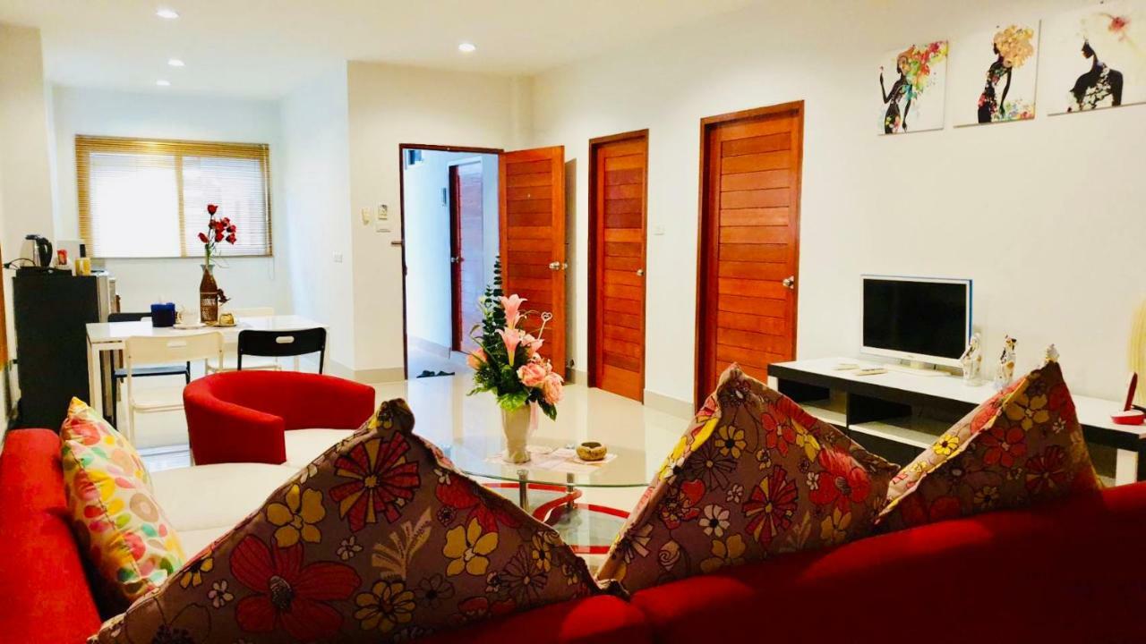 Siray House Aparthotel Phuket Buitenkant foto